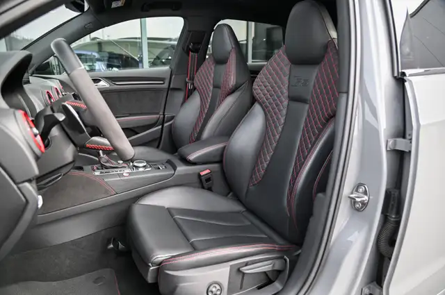 Audi RS3 view 13