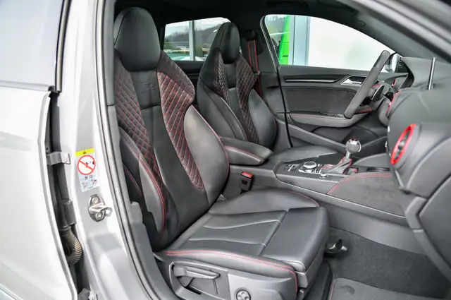 Audi RS3 view 14