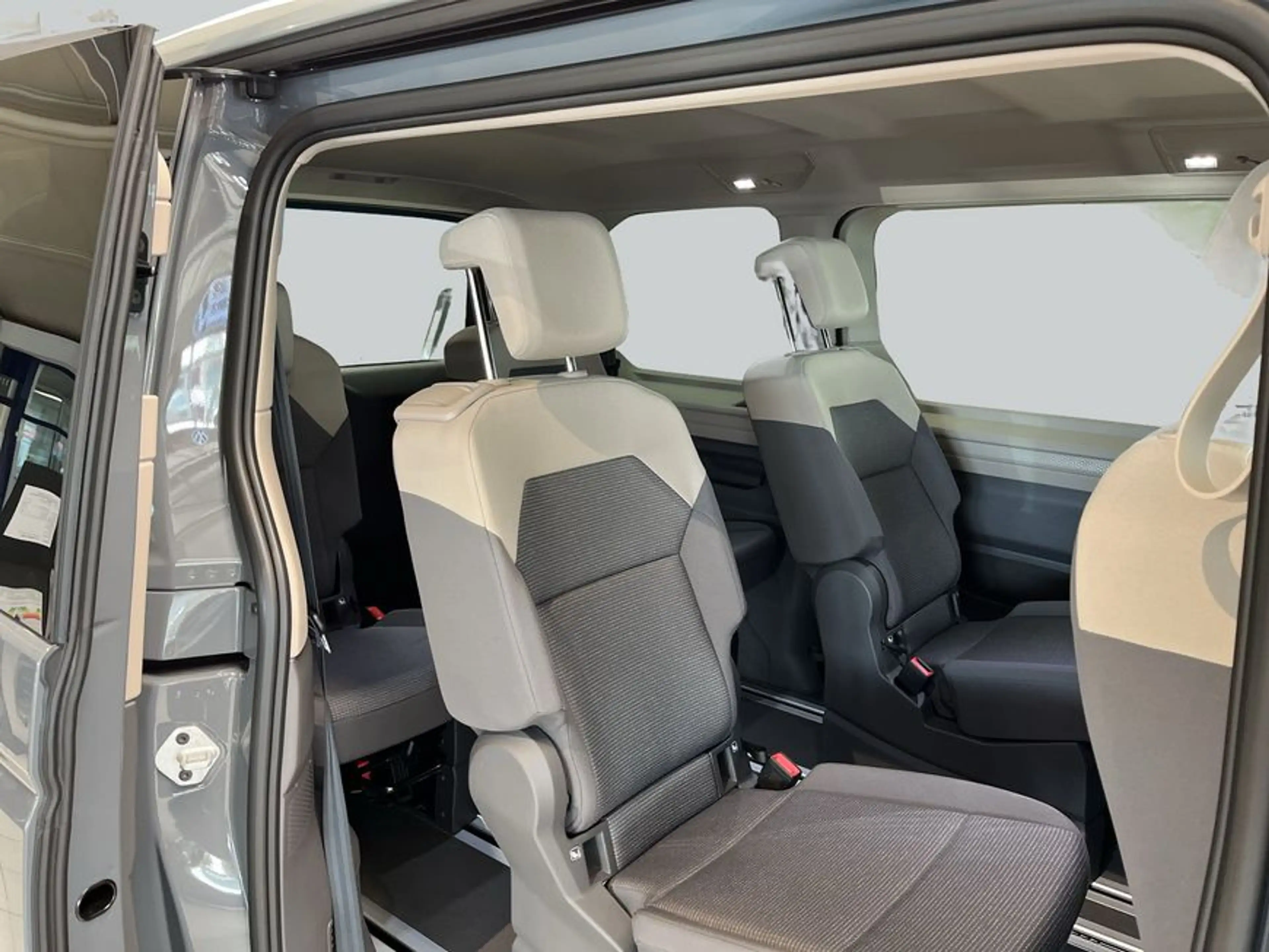 Volkswagen LT Multivan 2,0 l TDI 110 kW DSG KÜ kurzer Überhang — photo 15