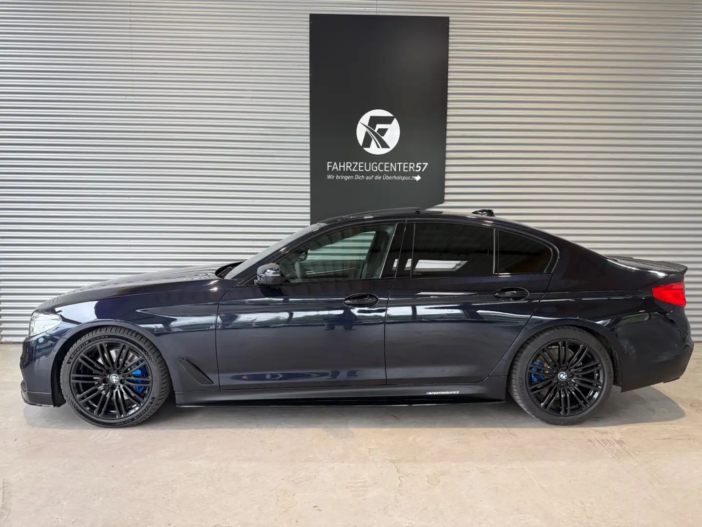 BMW 540 i xDrive M-PERFORMANCE/H&K/HUD/CARPLAY/LED Czarny - 2