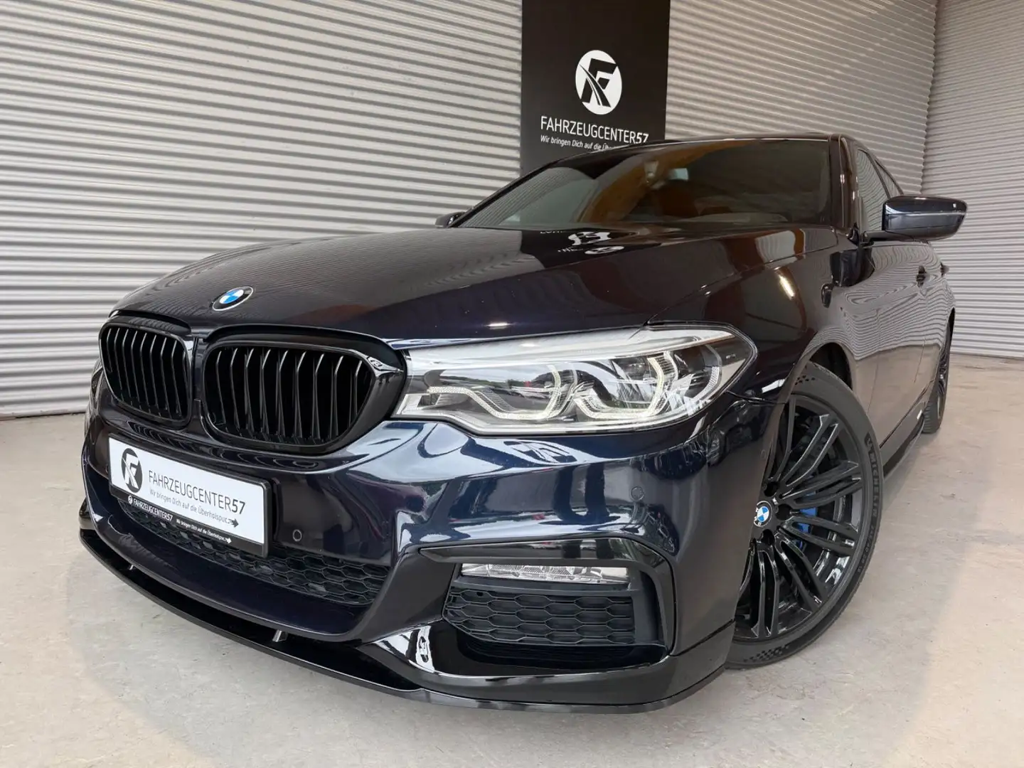 BMW 540 i xDrive M-PERFORMANCE/H&K/HUD/CARPLAY/LED Czarny - 1