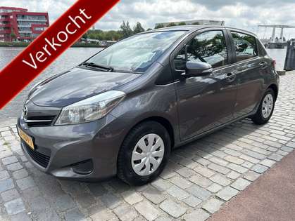 Toyota Yaris 1.0 VVT-i Aspiration 5drs. Airco/ECC Camera