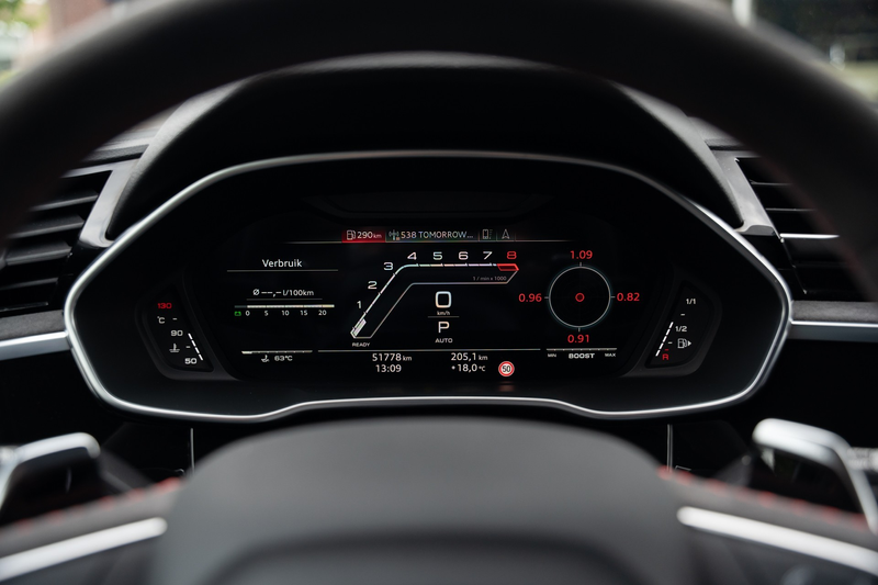 Audi RS Q3 2.5 TFSI QUATTRO — photo 18