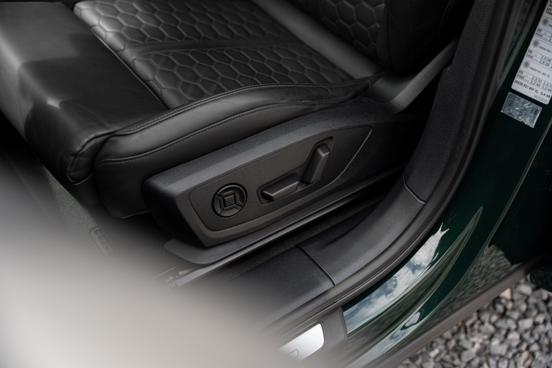 Audi RS Q3 2.5 TFSI QUATTRO — photo 13