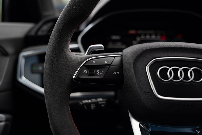 Audi RS Q3 2.5 TFSI QUATTRO — photo 16