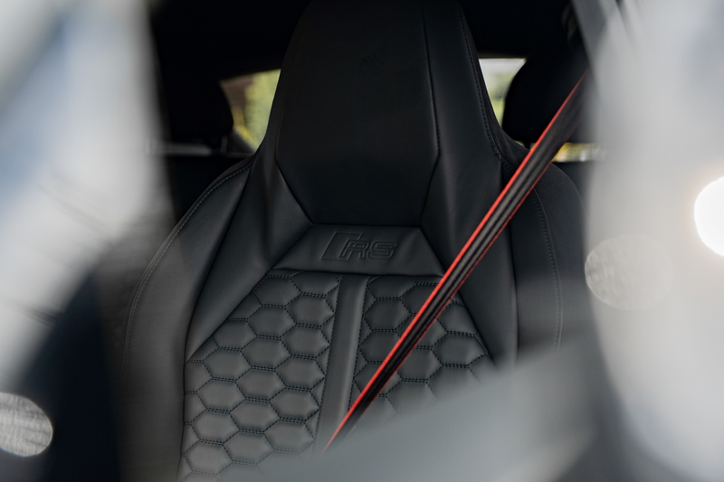 Audi RS Q3 2.5 TFSI QUATTRO — photo 12