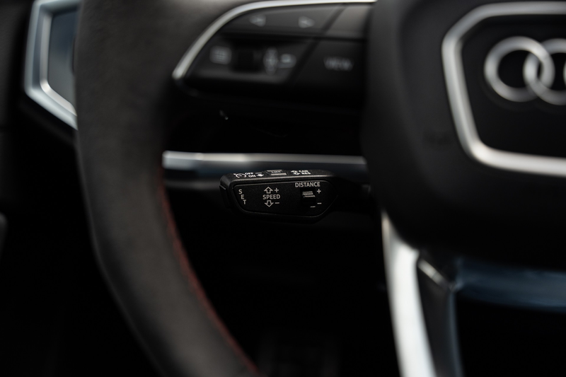 Audi RS Q3 2.5 TFSI QUATTRO — photo 15