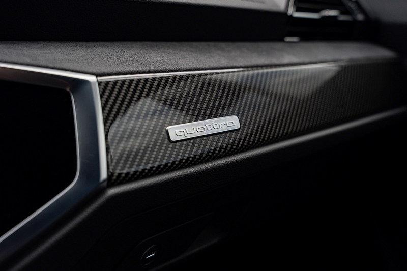 Audi RS Q3 2.5 TFSI QUATTRO — photo 34