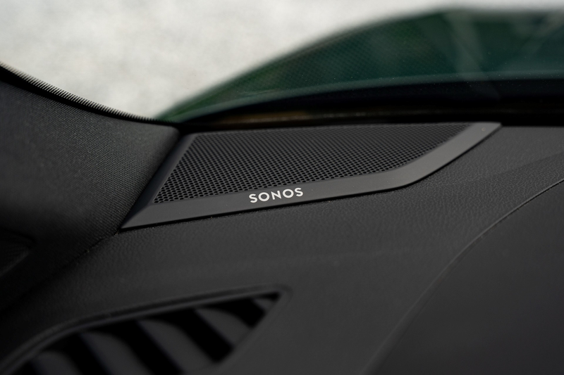 Audi RS Q3 2.5 TFSI QUATTRO — photo 21
