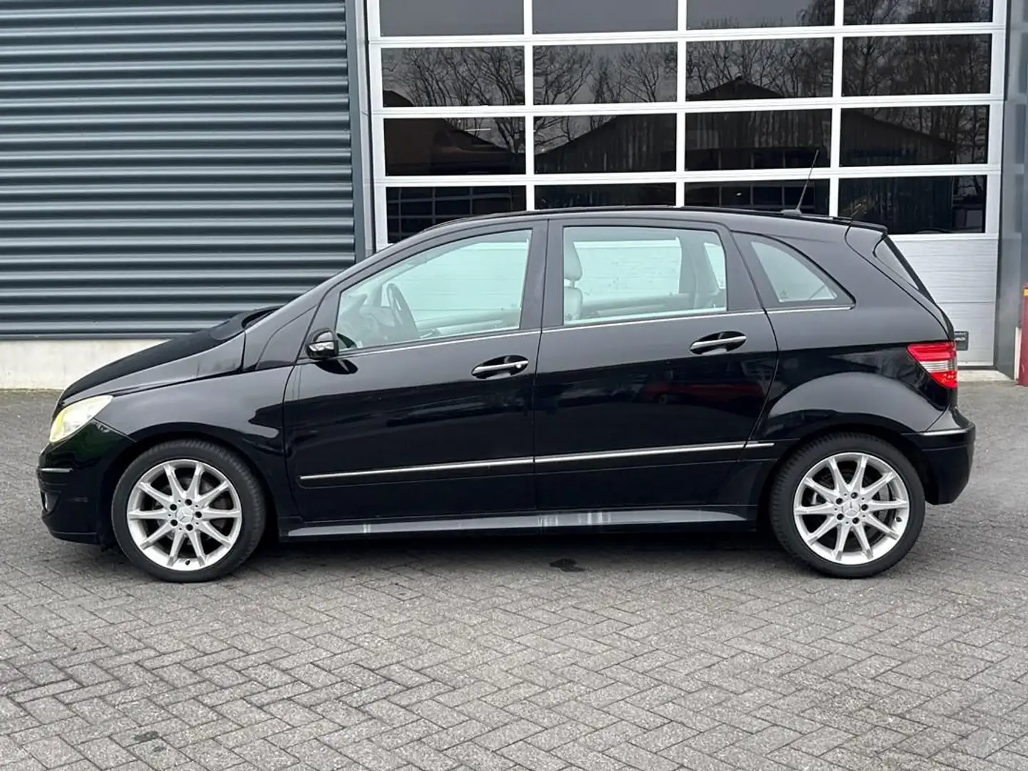 Mercedes-Benz B 200 Turbo, panoramadak, leer, stoelverwarming Schwarz - 2