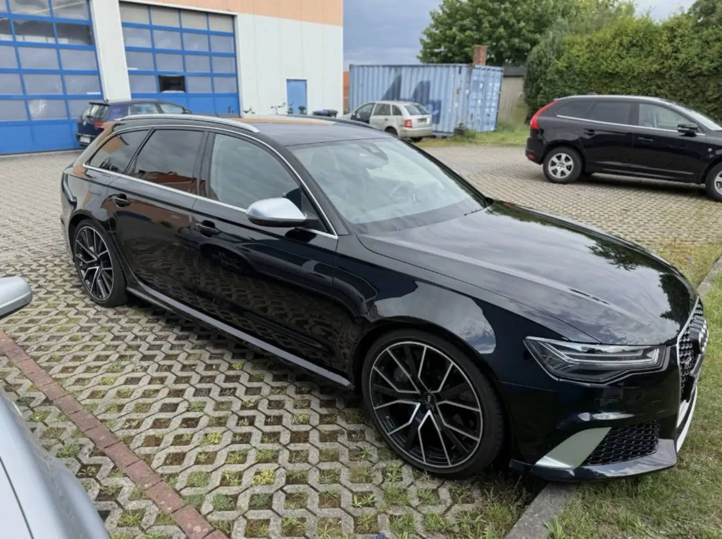 Audi RS6 RS6 Avant performance 4,0 TFSI COD tiptronic COD Schwarz - 1