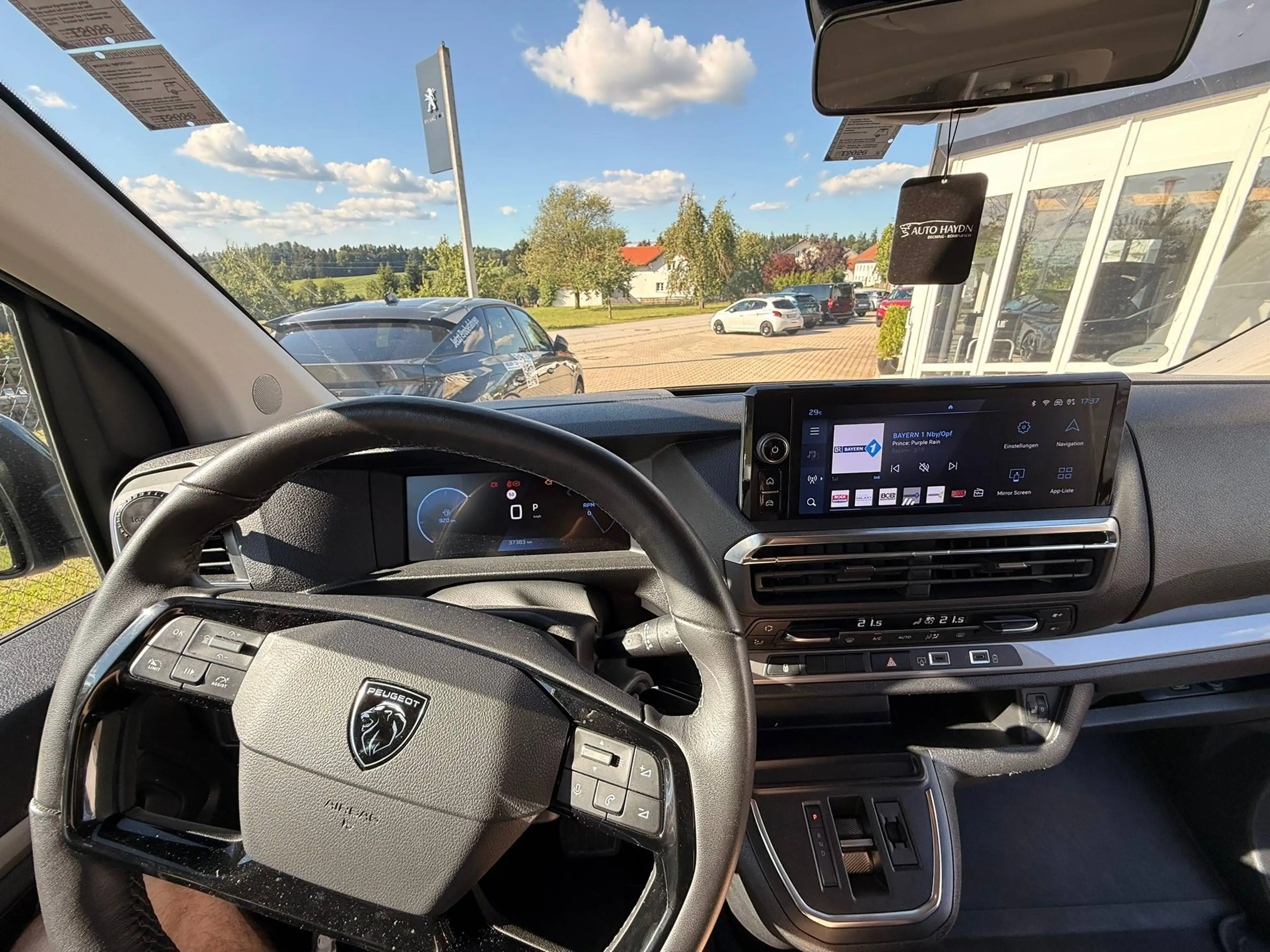 Peugeot Traveller Active L2 HDI180,AHK,Navi,Szhg,Kamera,Lenkradhzg,8fach,9 Sitzer — photo 10
