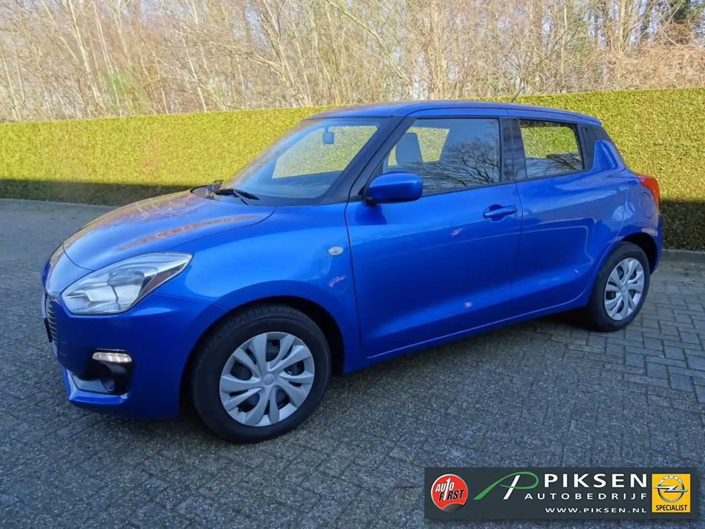 Suzuki Swift 1.2 COMFORT AIRCO BLUETOOTH Blauw - 1