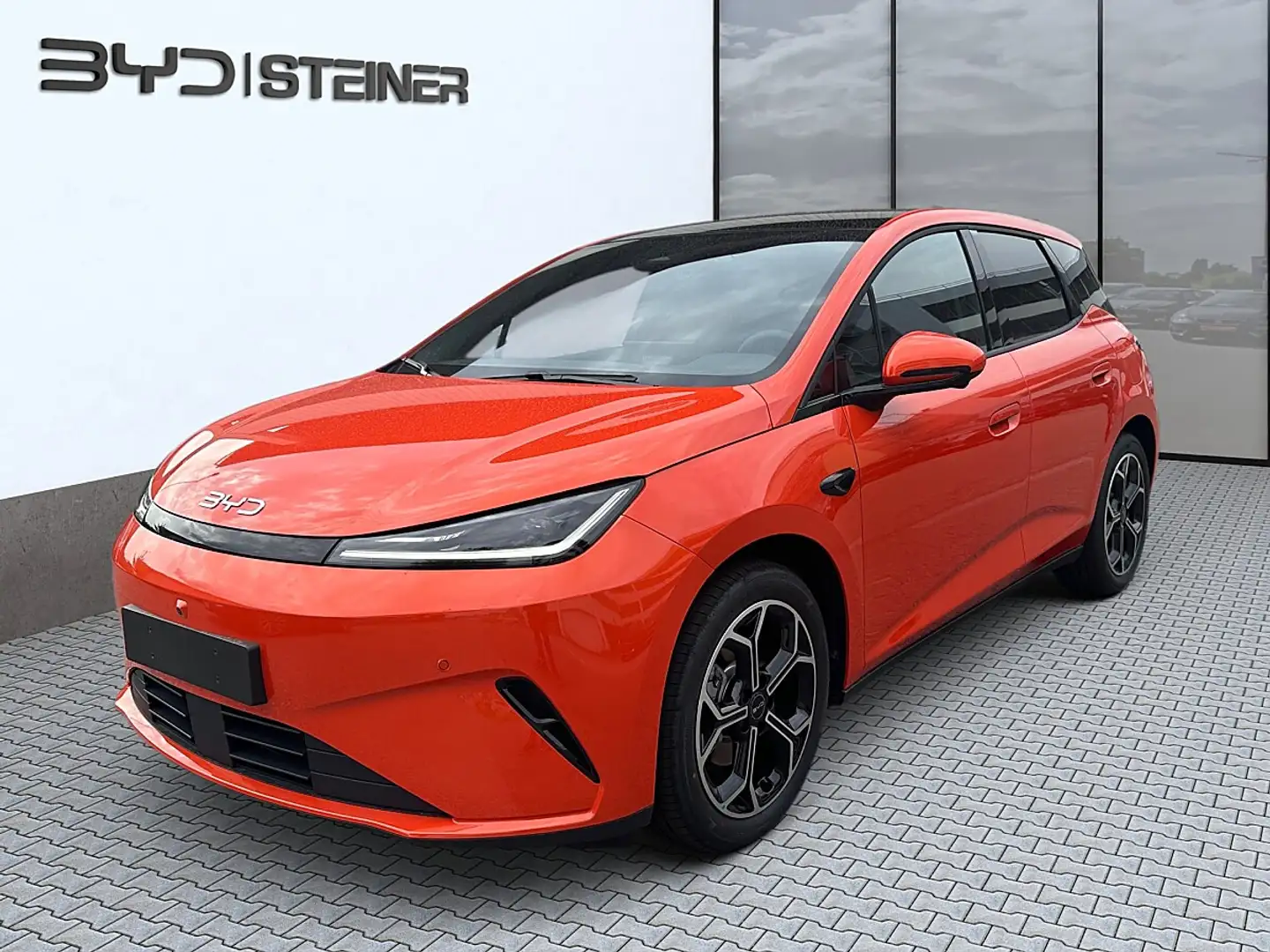 BYD Dolphin G DM-i PHEV 18,3kWh Comfort| BYD Steiner Orange - 1