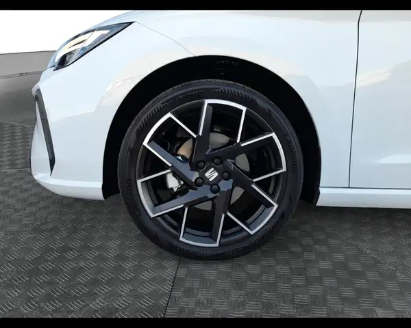 SEAT Ibiza view 14
