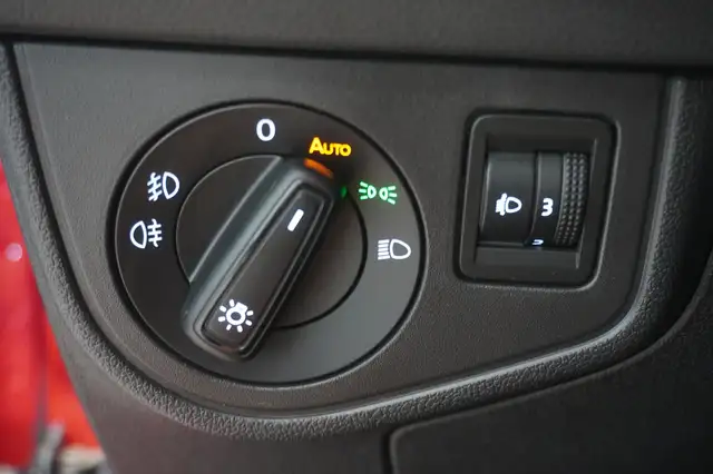 Volkswagen Polo view 14