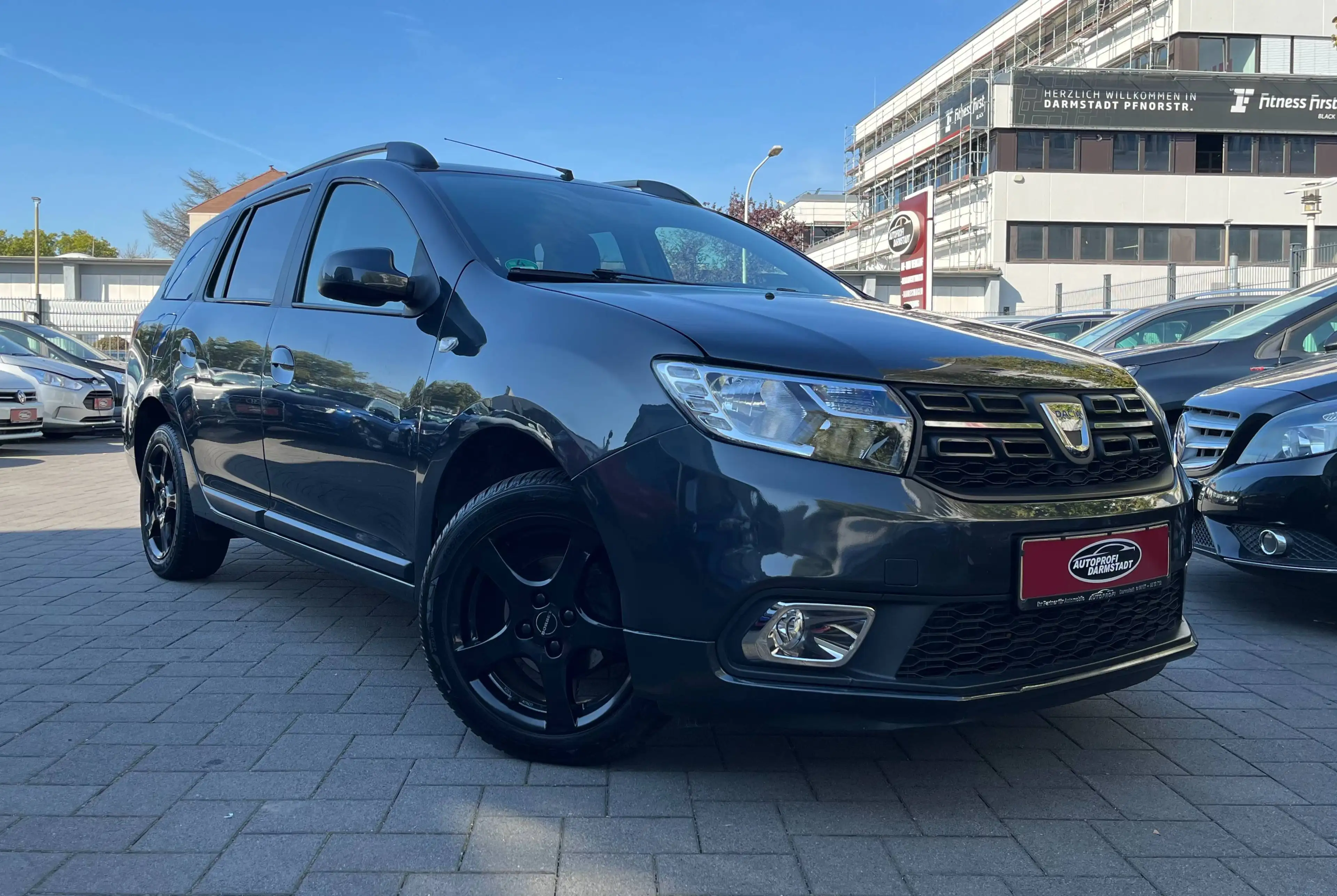 Dacia Logan Comfort — photo 10