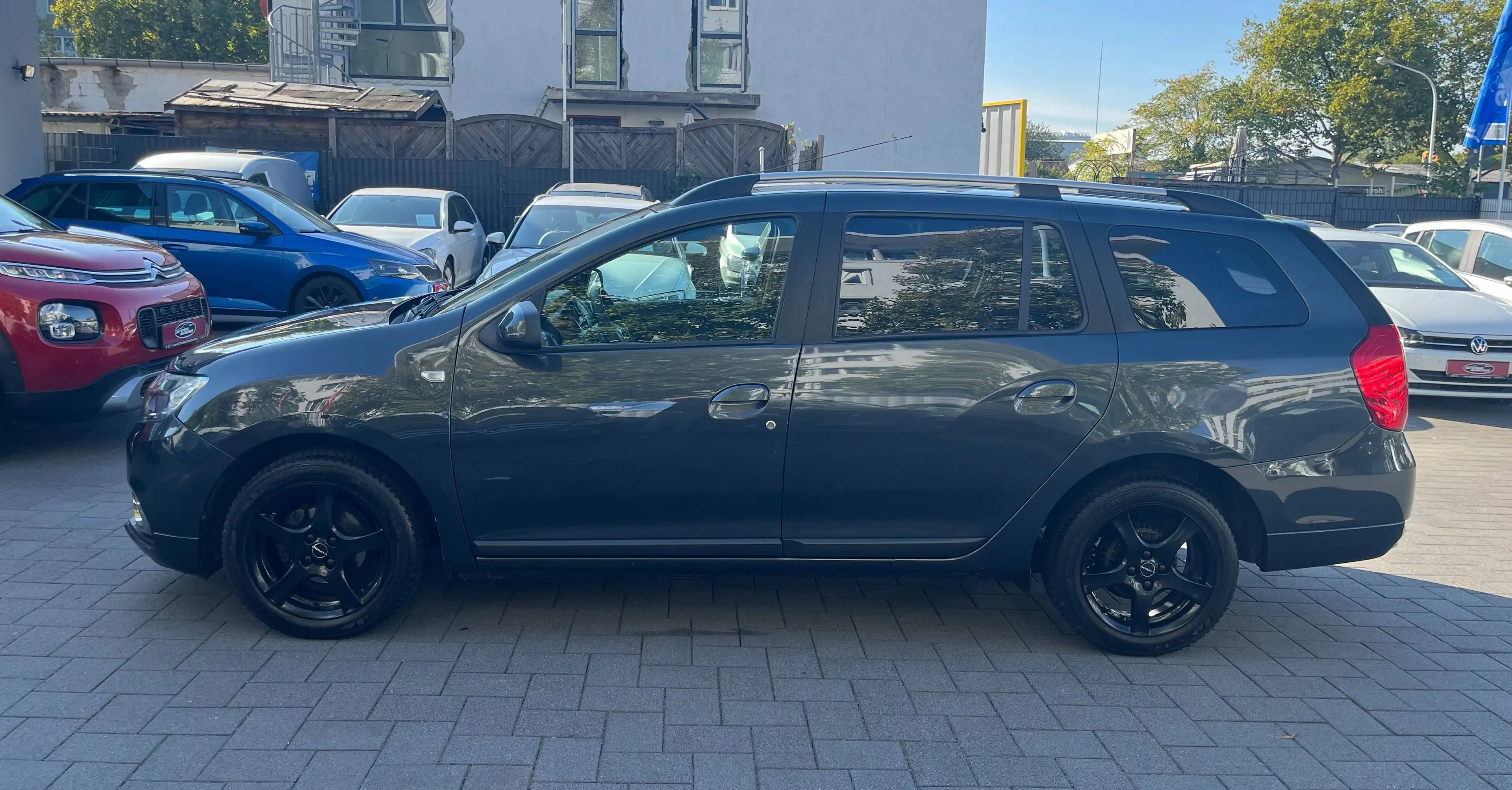 Dacia Logan Comfort — photo 4