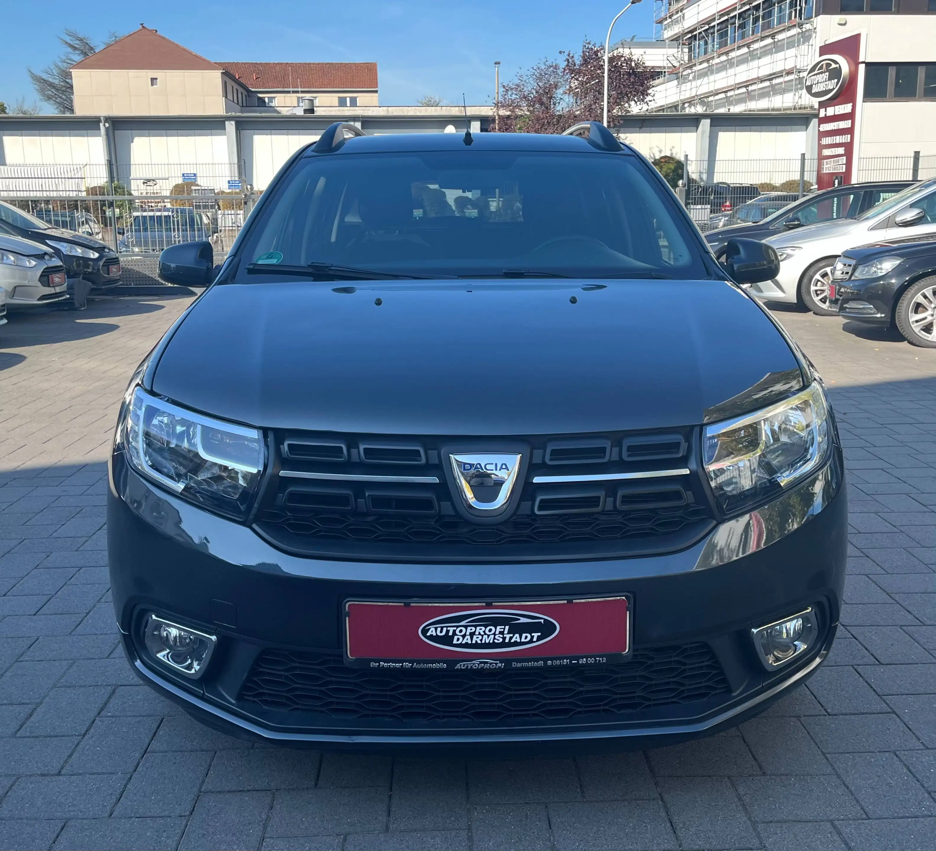 Dacia Logan Comfort — photo 2