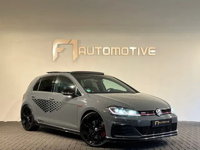 Volkswagen Golf view 7