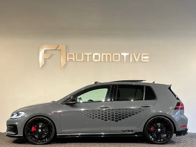 Volkswagen Golf view 12
