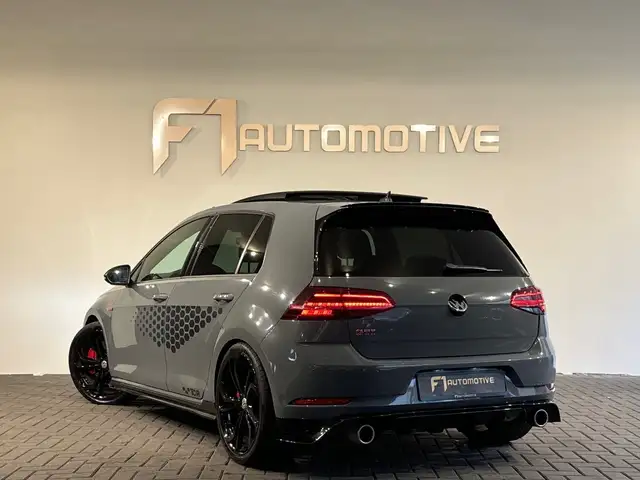 Volkswagen Golf view 8
