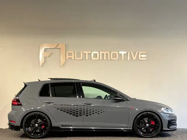 Volkswagen Golf view 10