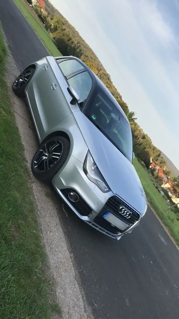 Audi A1 Audi A1 1.4 TFSI Sportback S tronic Silber - 1