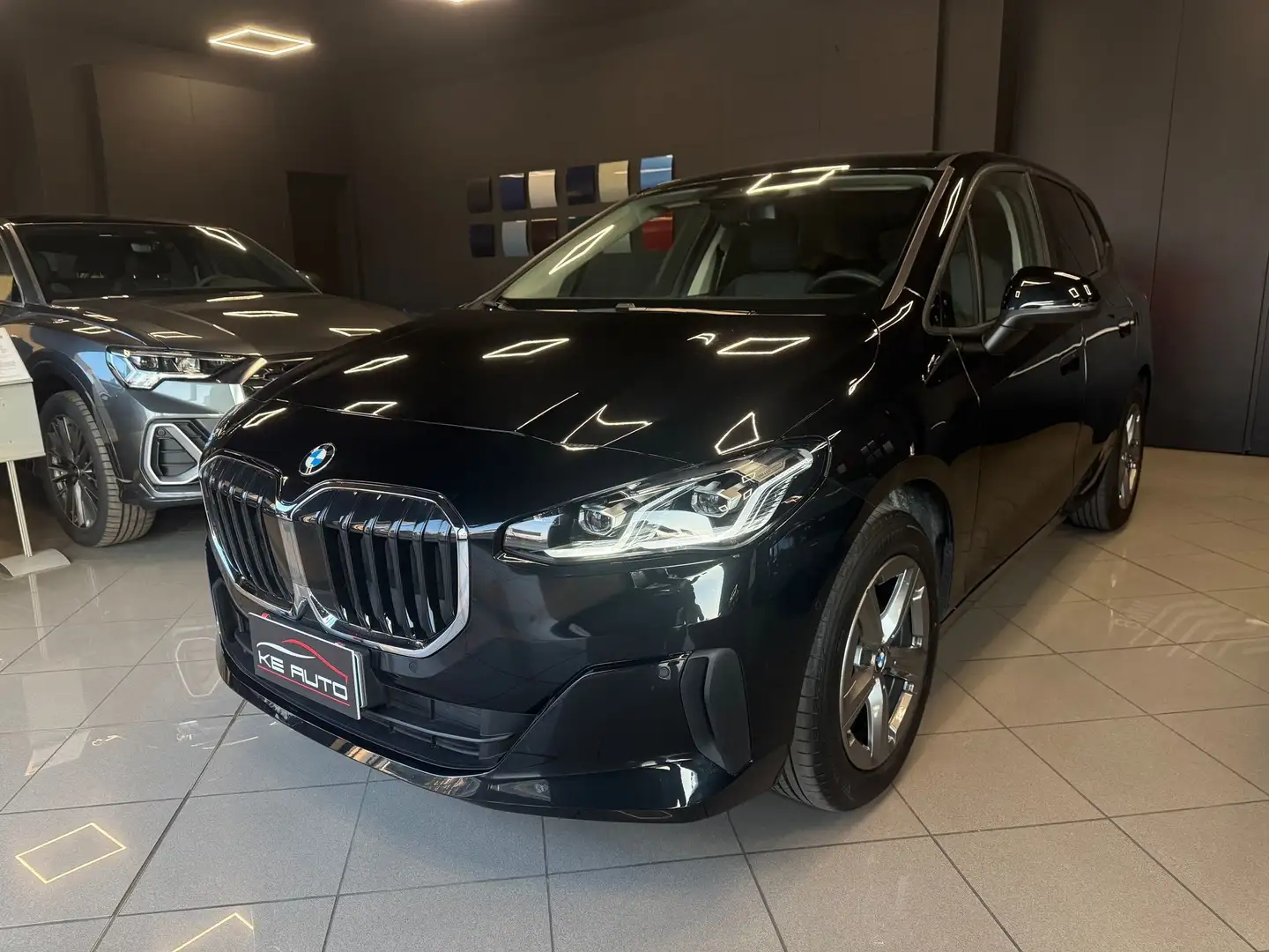 BMW 218 218i Active Tourer auto Černá - 1