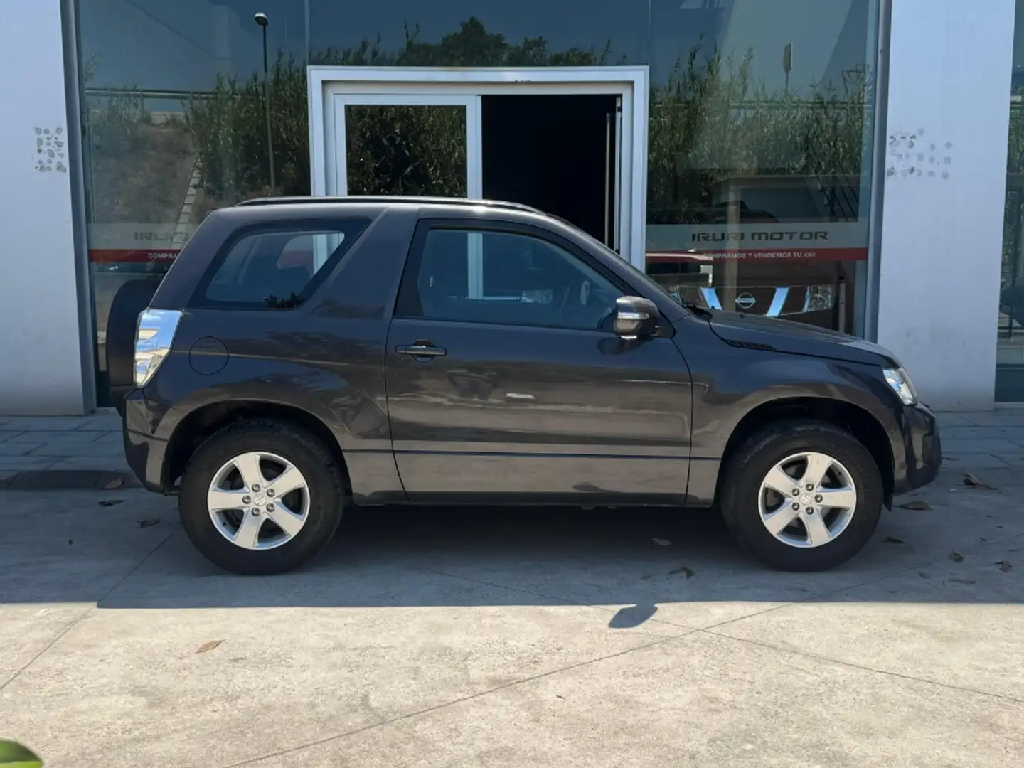 Suzuki Grand Vitara 1.6 JX City Gris - 1