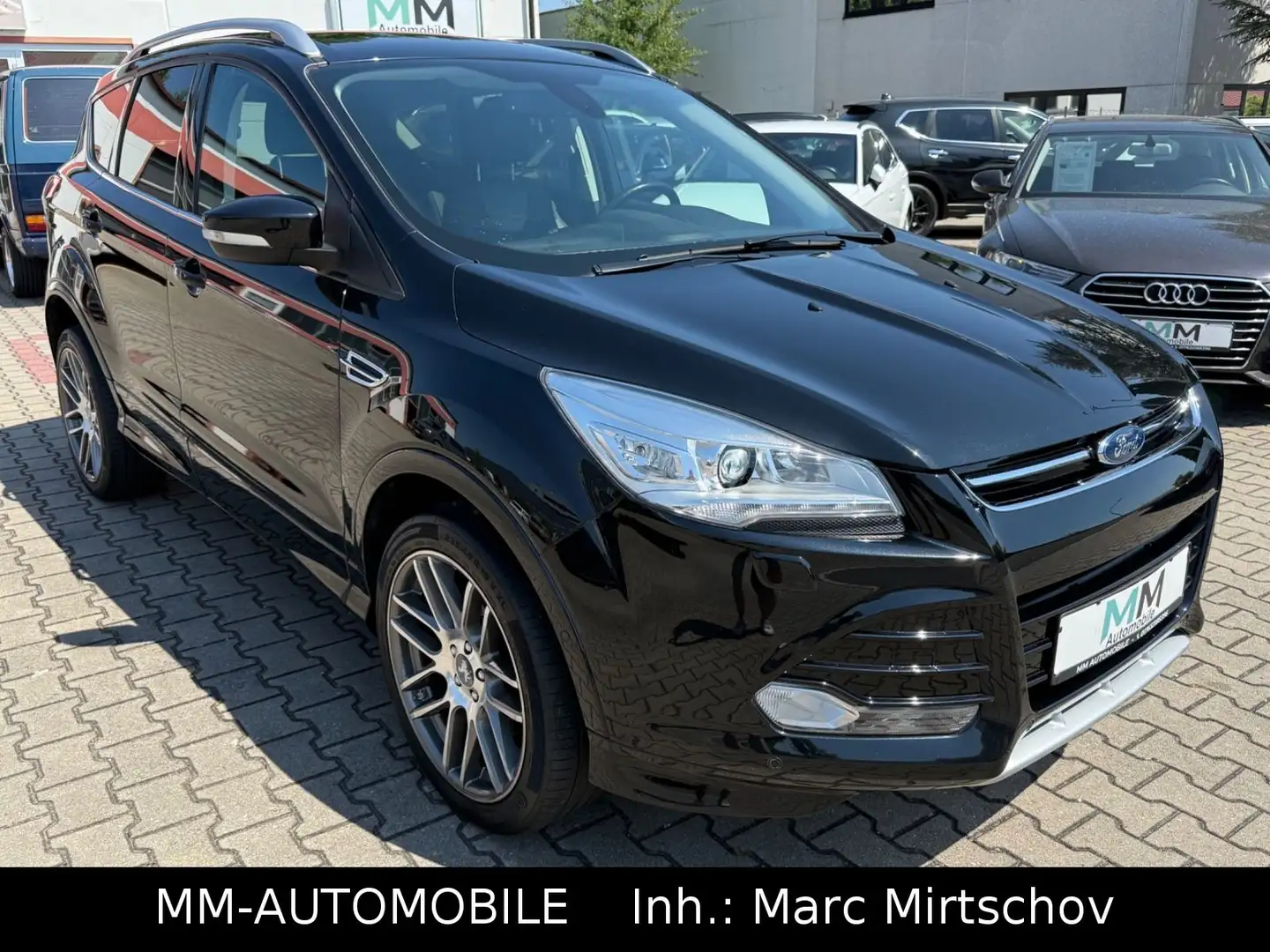 Ford Kuga 2.0 4x4 Individual-1.HAND-NAVI-XEN-KAM-19Z Noir - 1