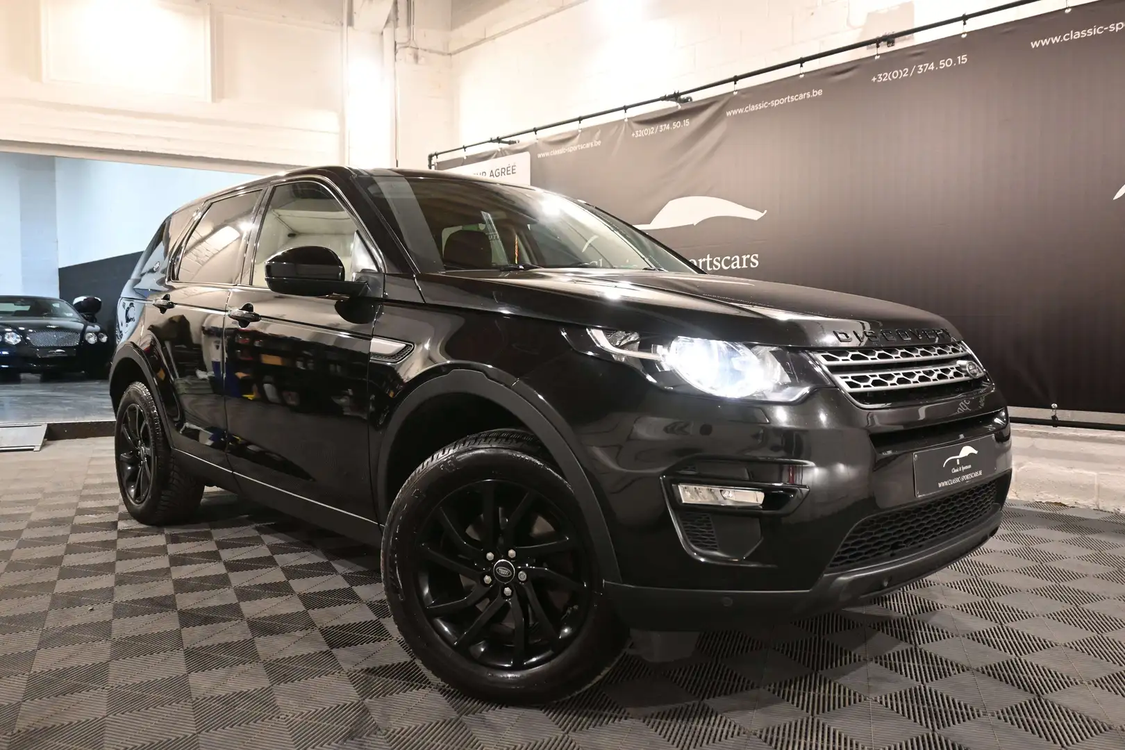 Land Rover Discovery Sport 2.0 TD4 EURO 6b / CAMERA / CUIR / GPS NAVI Grau - 2