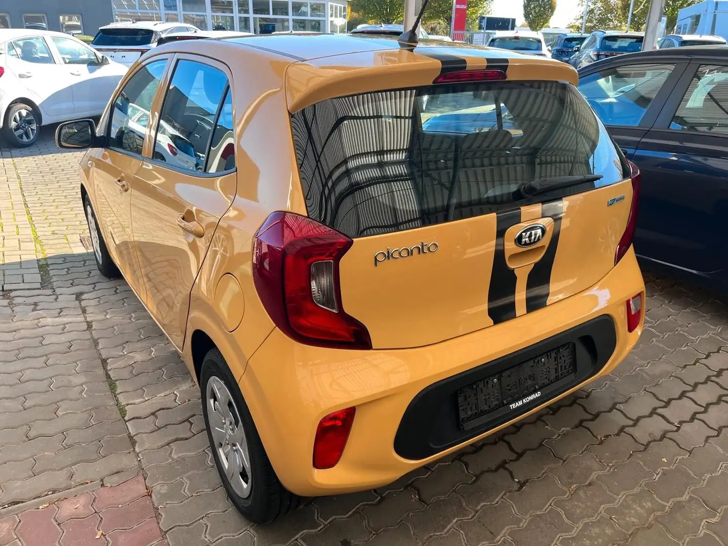 Kia Picanto Edition 7 1.2 Benzin Gelb - 2