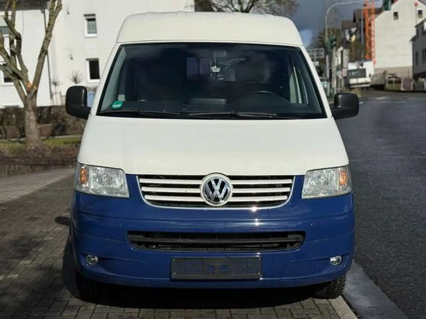 Volkswagen T5 Kombi Kombi-Mittelhochdach lang/Getriebe NEU/TÜV-NEU Blanco - 2