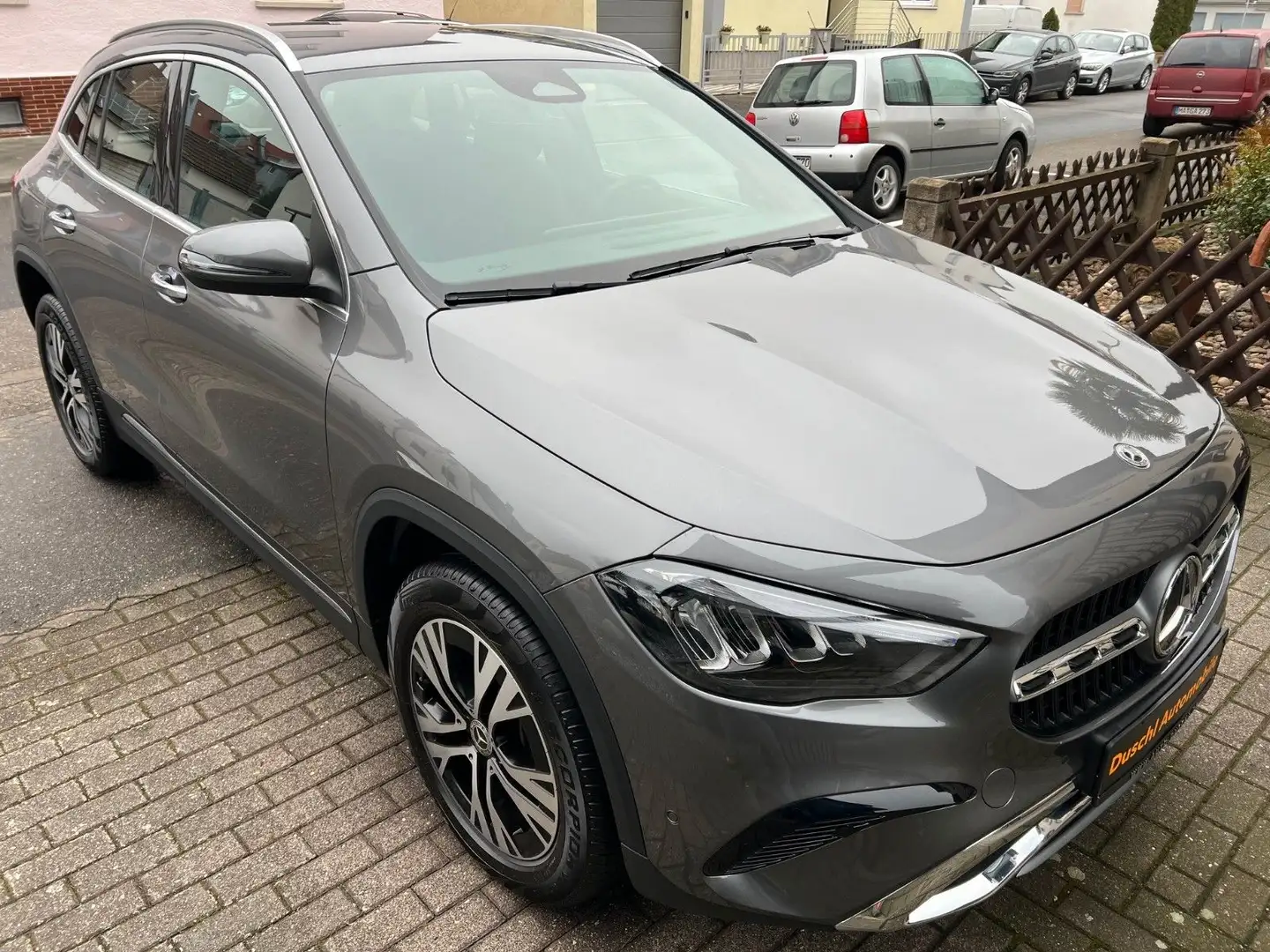 Mercedes-Benz GLA 250 4M PROGRESSIVE! MEMORY! AMBIENTE! KAMERA Grau - 2