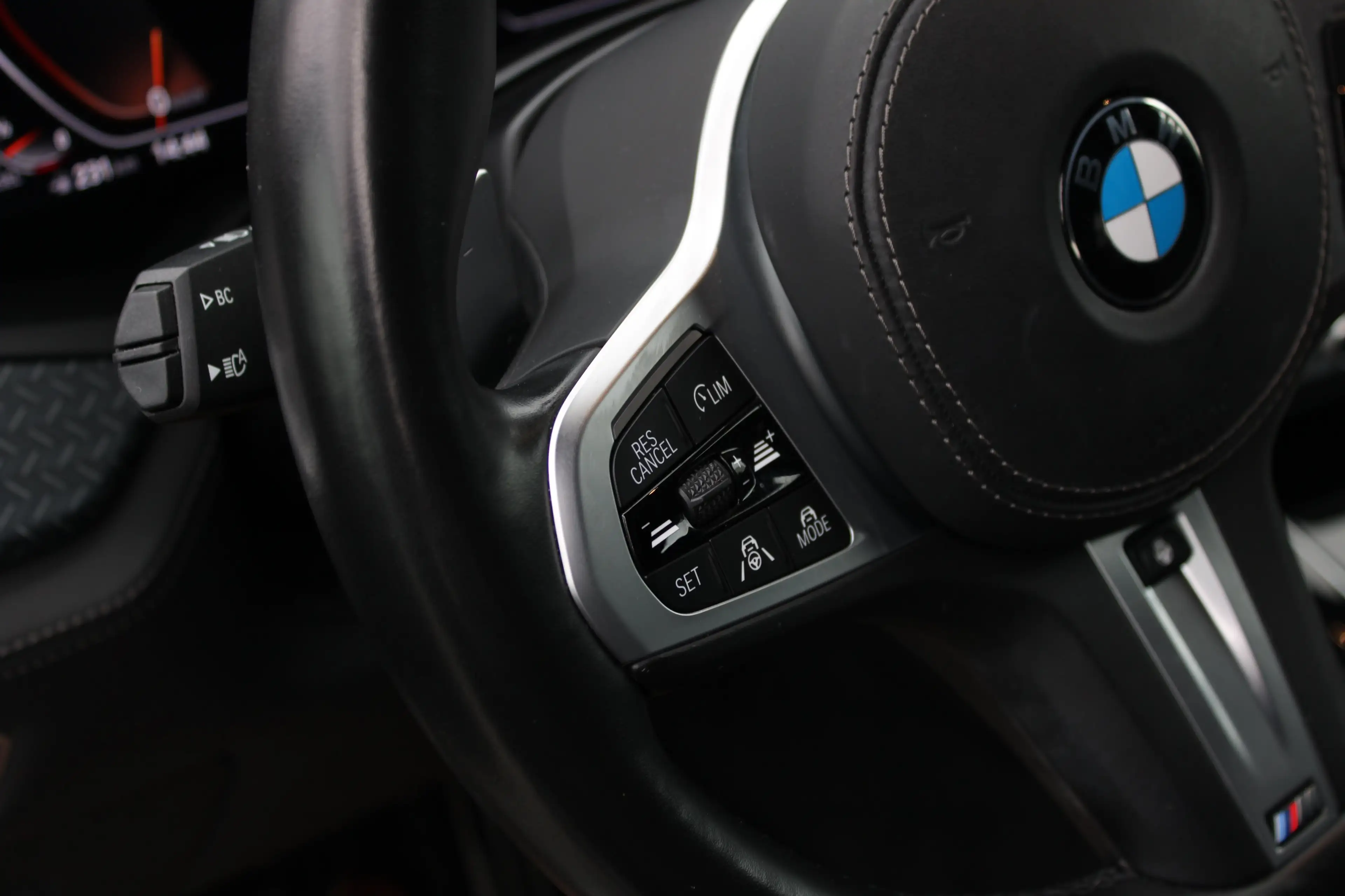 BMW X5 xDrive40d (2 — photo 11