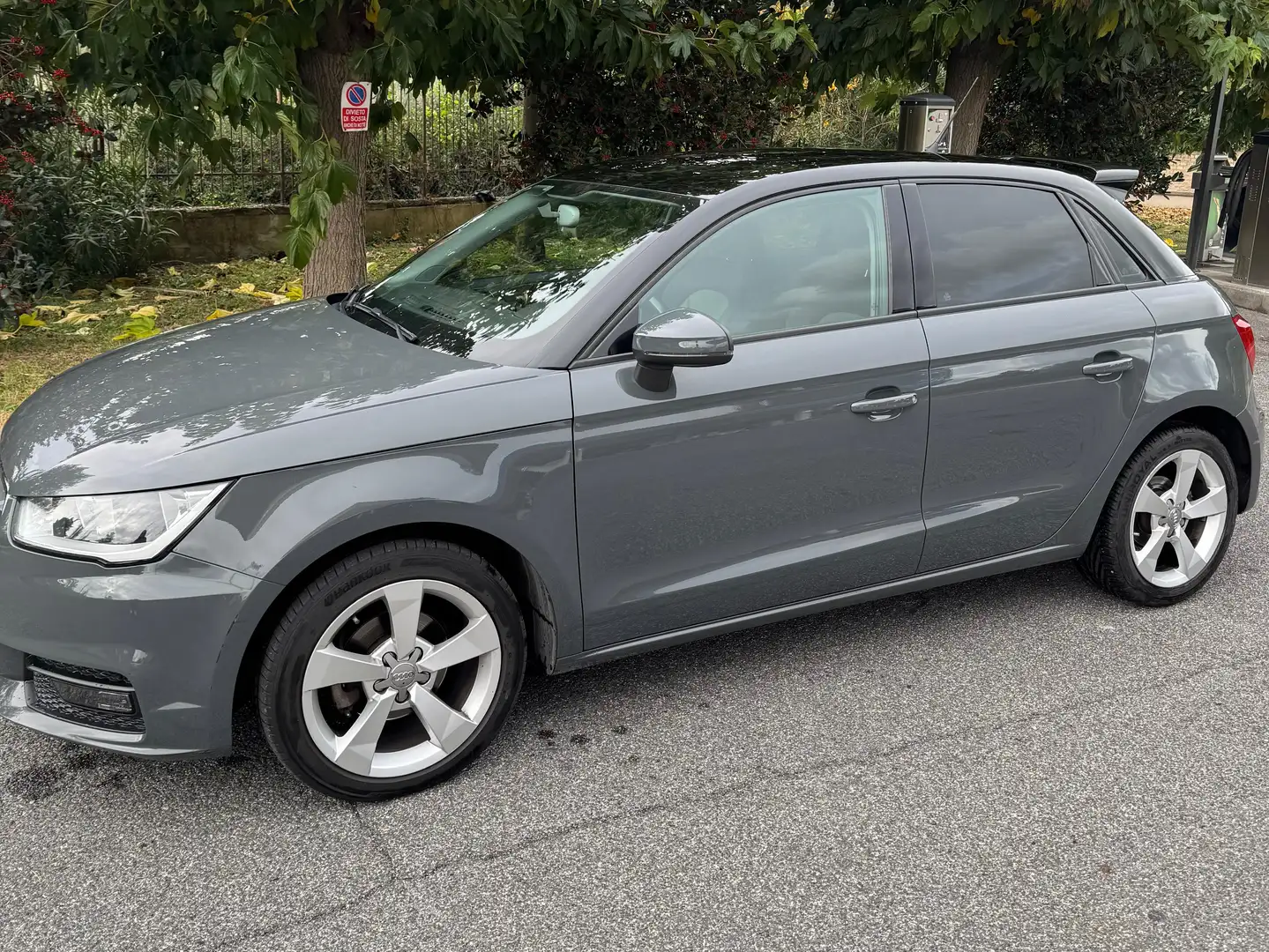 Audi A1 A1 I 2018 Sportback Sportback 1.0 tfsi 82cv Grigio - 2