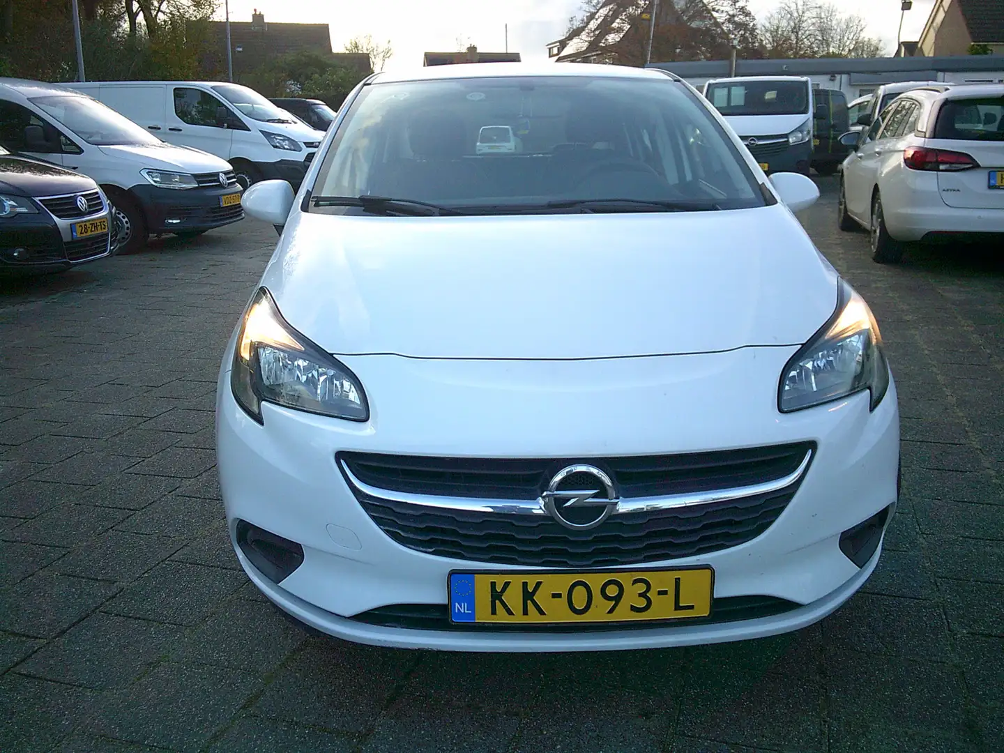 Opel Corsa 1.4 Edition VOORZIEN VAN AIRCO+CRUISECONTROL !!!! Blanc - 2