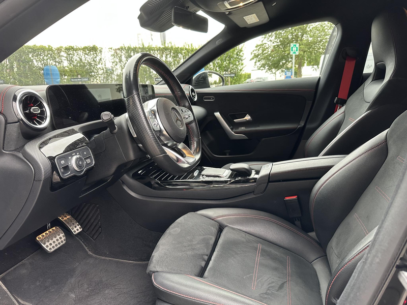 Mercedes-Benz CLA 35 AMG Shooting Brake Mercedes-AMG CLA 4MATIC — photo 10