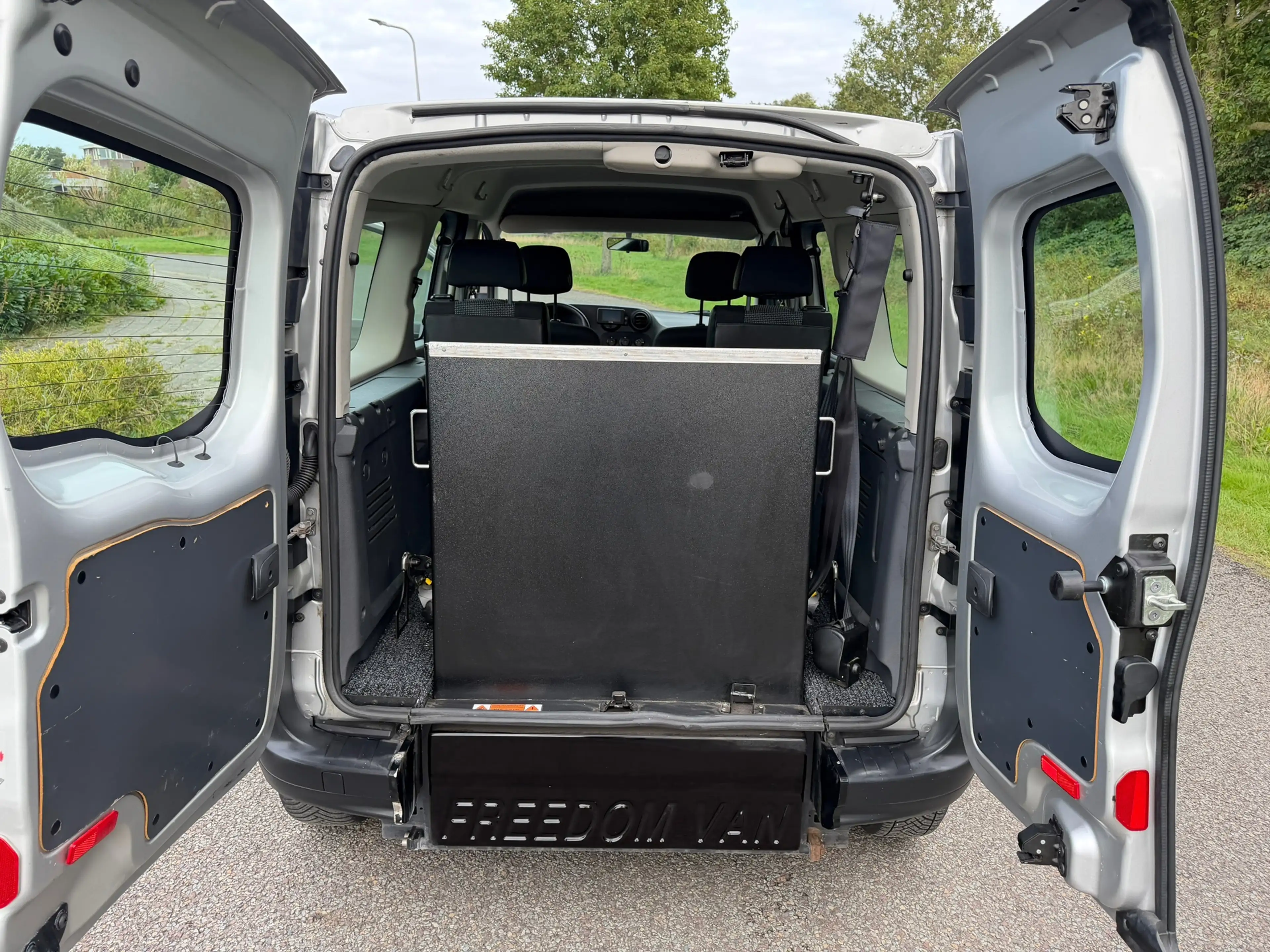Mercedes-Benz Citan 111 CDI Trend XL Rolstoel — photo 9