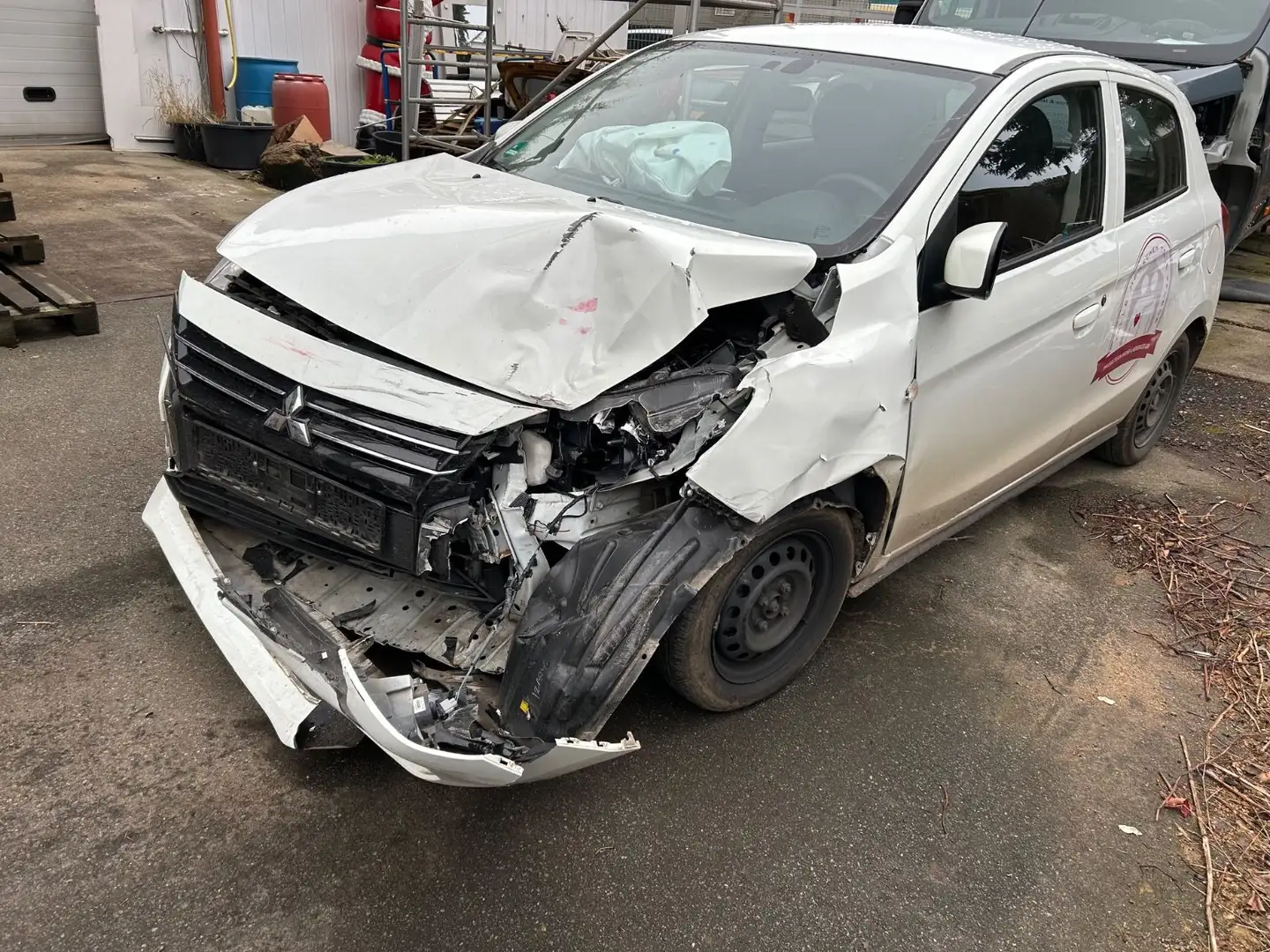 Mitsubishi Space Star 1,2i Select Blanc - 2