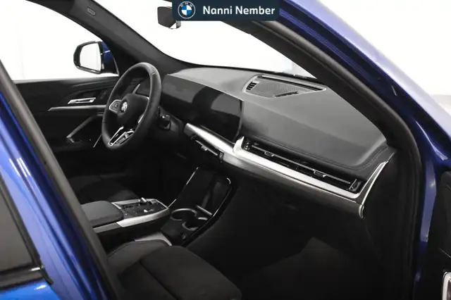 BMW X1 view 8