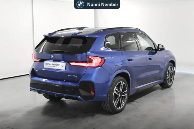 BMW X1 view 3