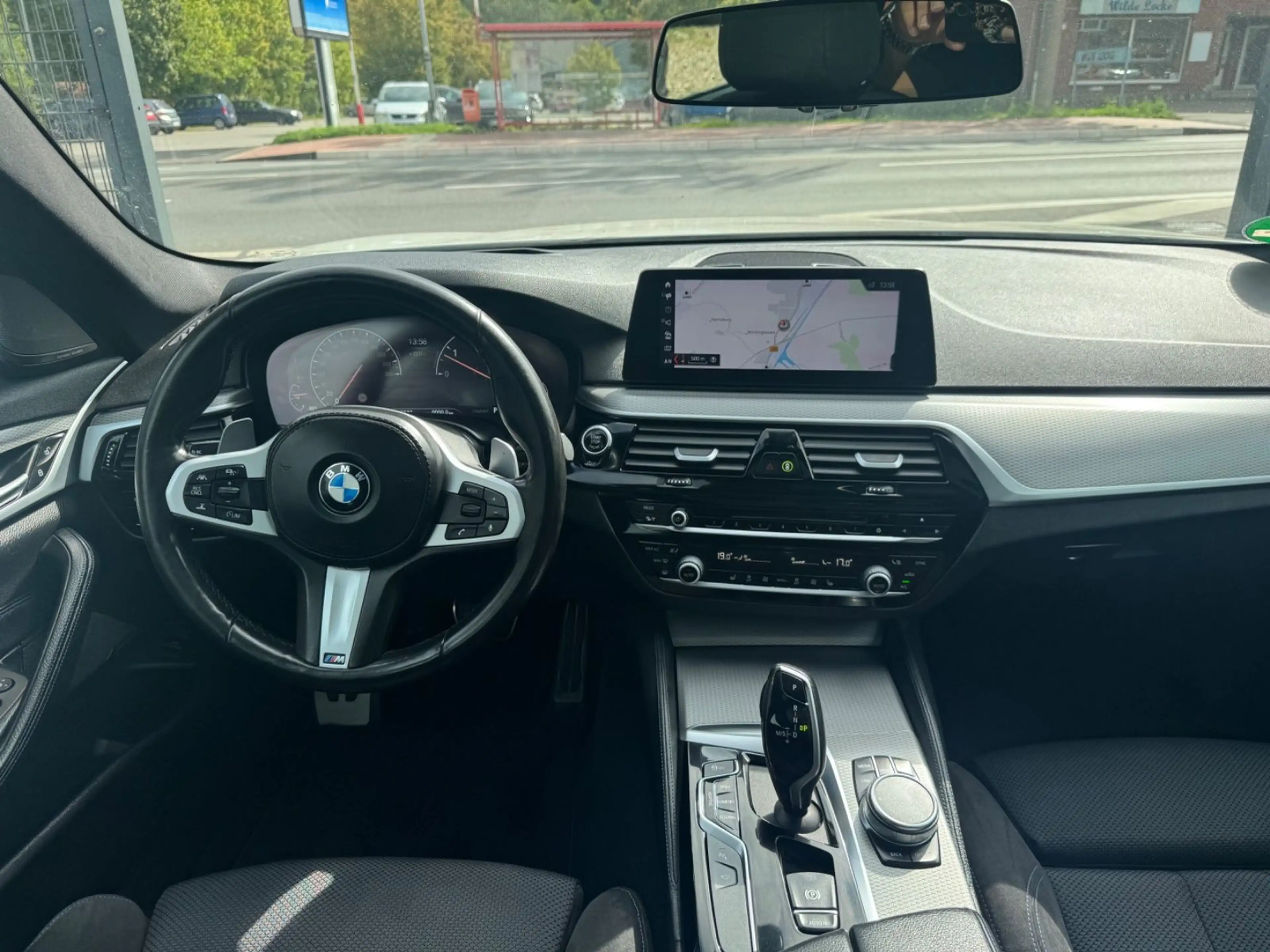 BMW 540 d xDrive M Sport/360°KAMERA/HUD/NAVI/KEYLESS — photo 12