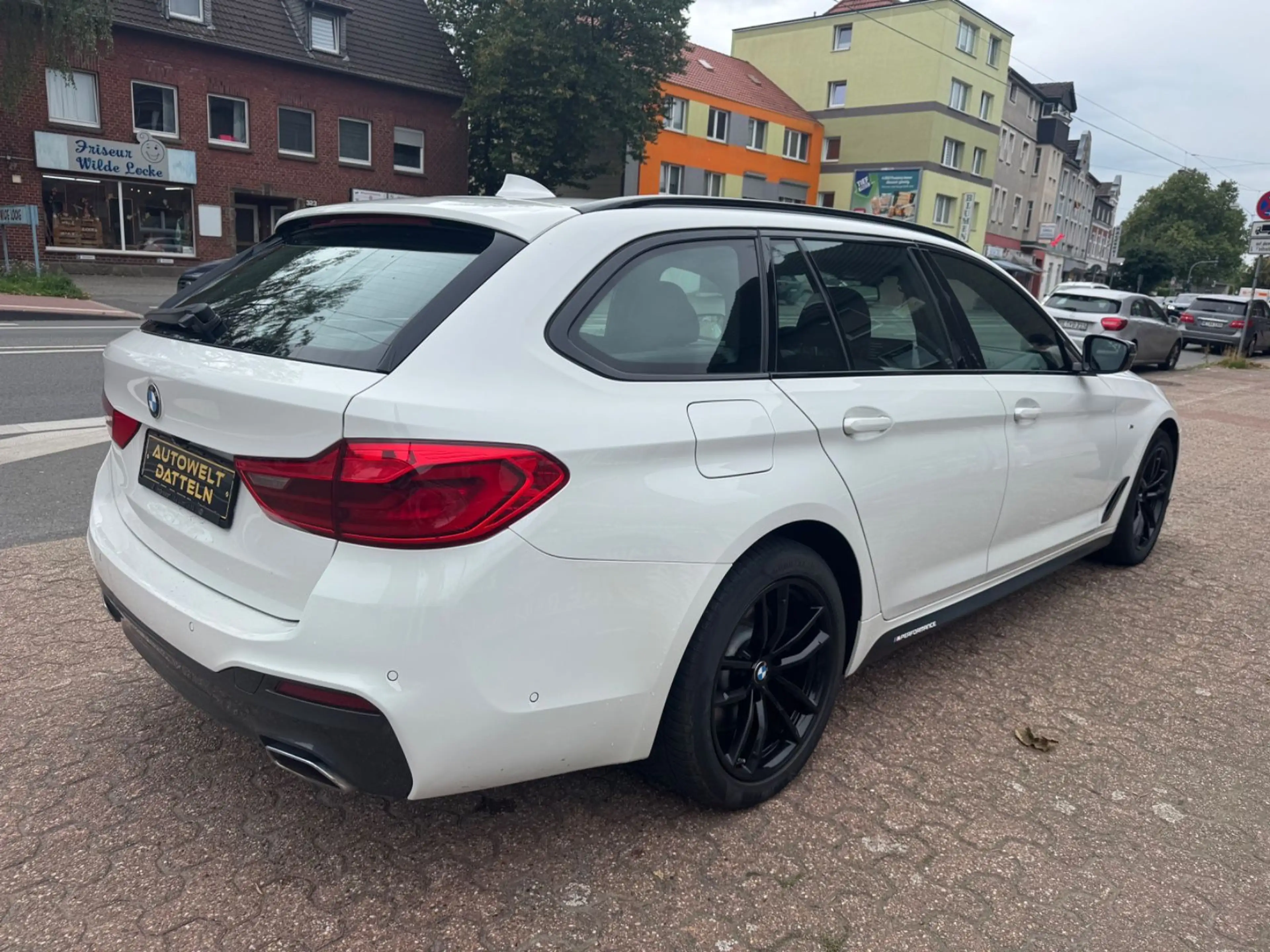 BMW 540 d xDrive M Sport/360°KAMERA/HUD/NAVI/KEYLESS — photo 4