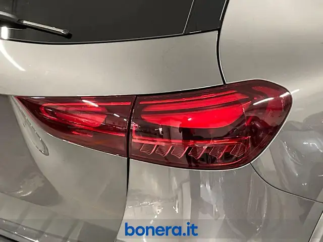 Mercedes-Benz Gla Class view 11