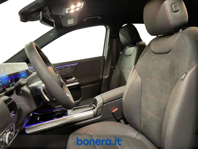 Mercedes-Benz Gla Class view 15