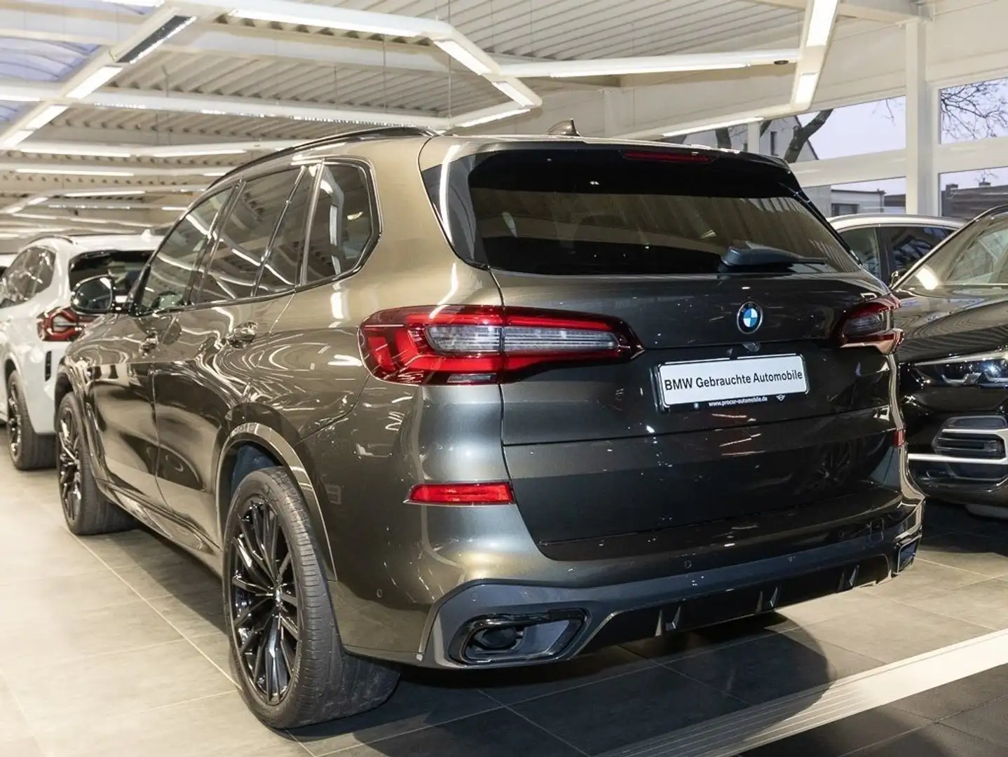 BMW X5 xDrive40d M Sport M Sportpaket Head-Up DAB Grau - 2
