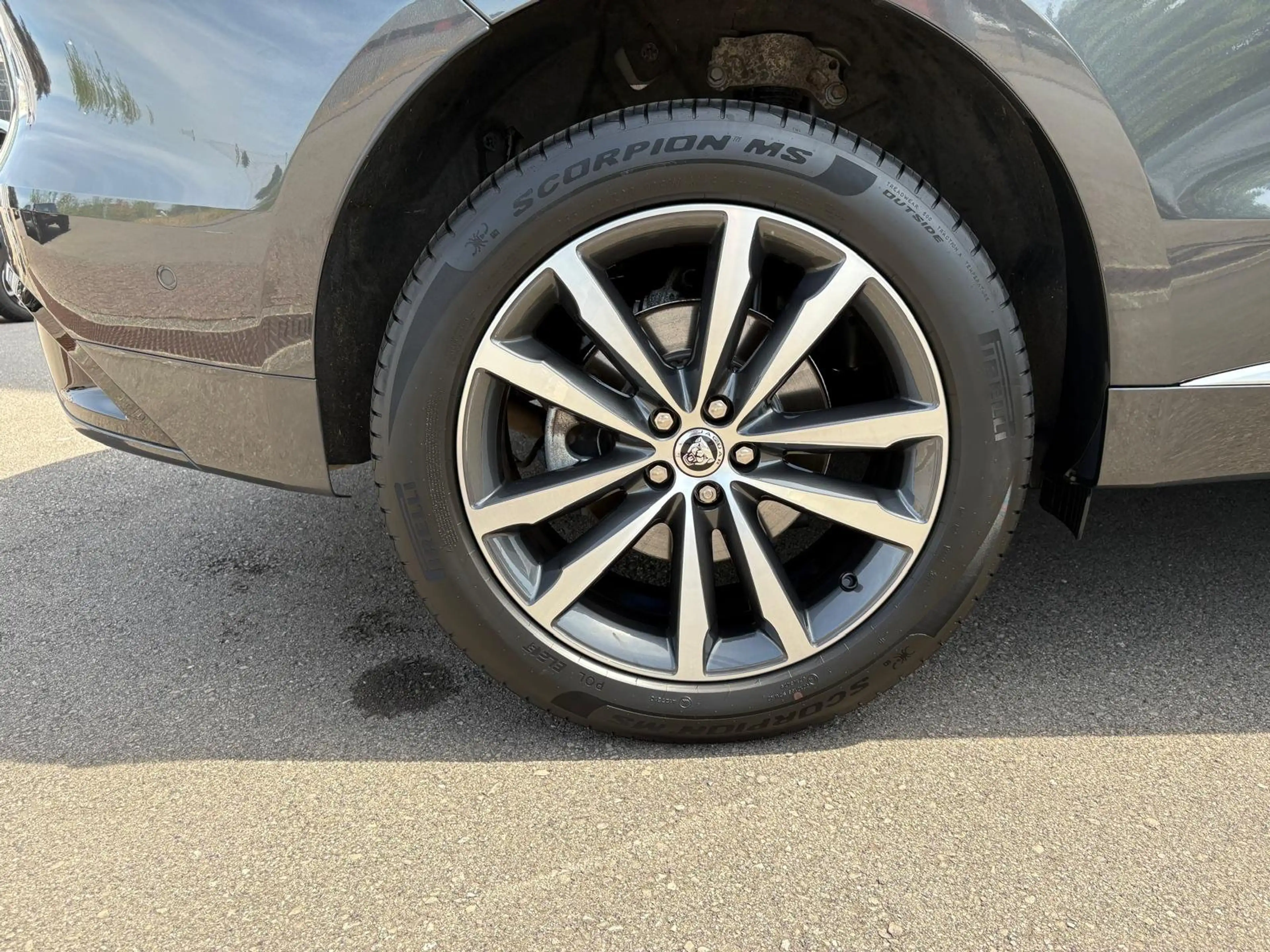 Jaguar F-Pace F-Pace P400 AWD R-Dynamic S — photo 4