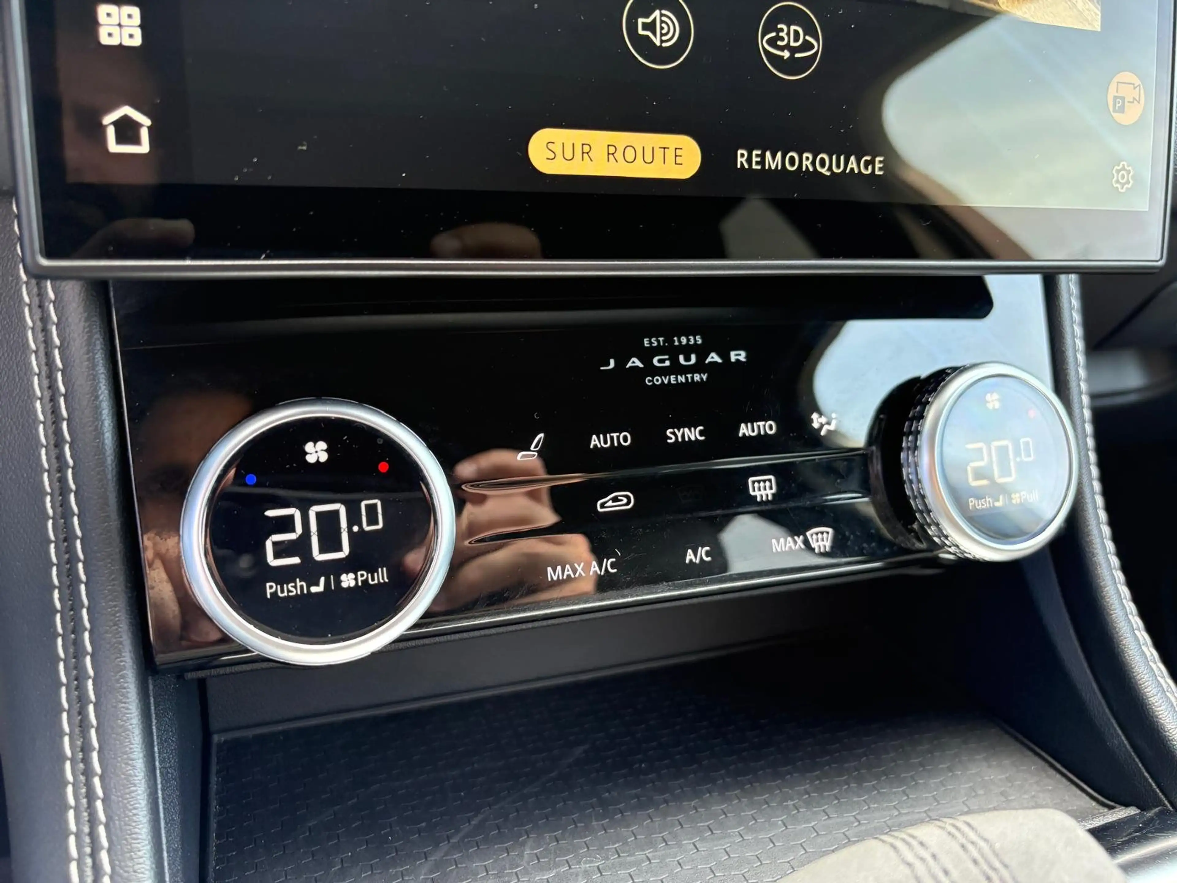 Jaguar F-Pace F-Pace P400 AWD R-Dynamic S — photo 10